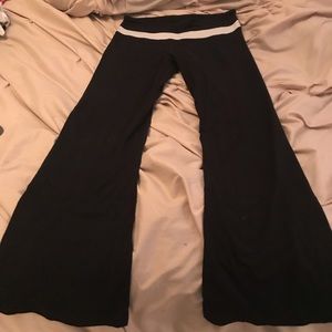 Lulu black yoga groove pant
